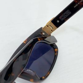 Picture of Dior Sunglasses _SKUfw55769971fw